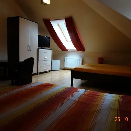Dworek Homestay