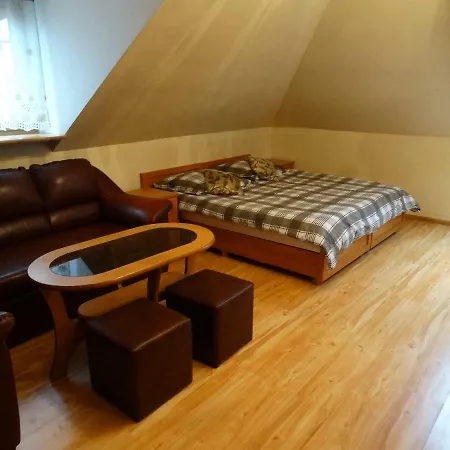 Dworek Rum i privatbostad Karpacz